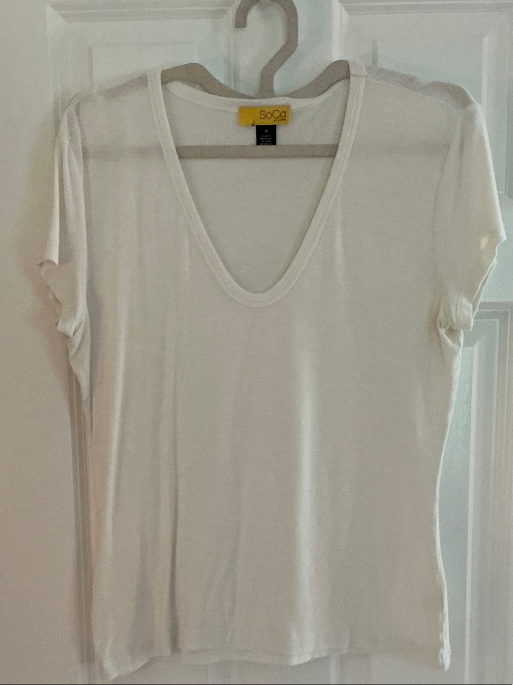 St. John SoCa deep V-Neck Short Sleeve Tee